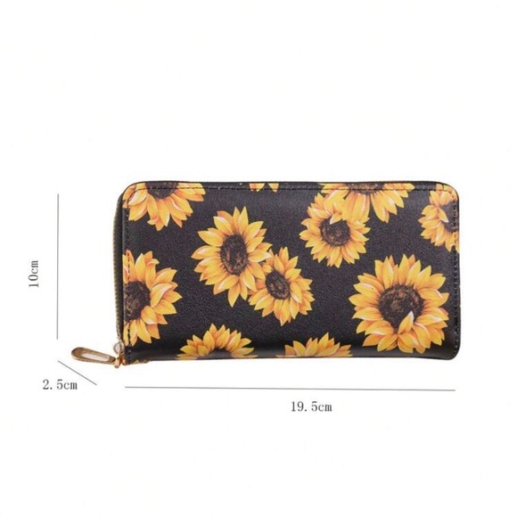 👠2/$25👠Sunflower Wallet/Wristlet - Picture 4 of 4